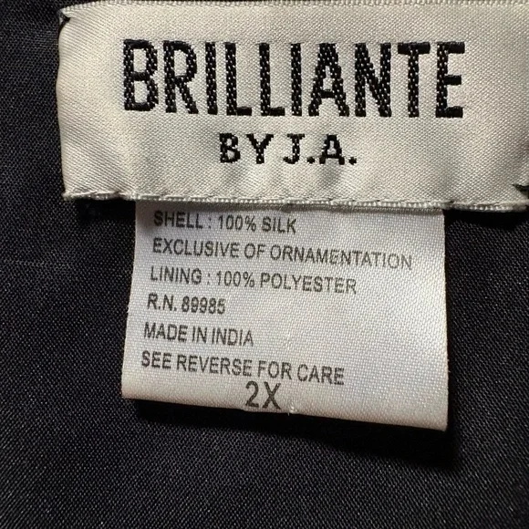 Elegant Black Beaded sparkly Women's formal wear - Picture 9 of 9